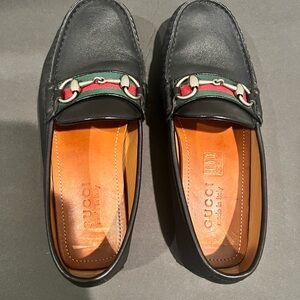Gucci Men's Black Leather Loafers